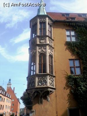 [P05] Balconul care mi-a indicat ca am ajuns la Fuggerei » foto by Radu Tudoran
 - 
<span class="allrVoted glyphicon glyphicon-heart hidden" id="av728398"></span>
<a class="m-l-10 hidden" id="sv728398" onclick="voting_Foto_DelVot(,728398,9315)" role="button">șterge vot <span class="glyphicon glyphicon-remove"></span></a>
<a id="v9728398" class=" c-red"  onclick="voting_Foto_SetVot(728398)" role="button"><span class="glyphicon glyphicon-heart-empty"></span> <b>LIKE</b> = Votează poza</a> <img class="hidden"  id="f728398W9" src="/imagini/loader.gif" border="0" /><span class="AjErrMes hidden" id="e728398ErM"></span>