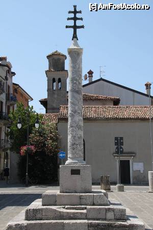 [P28] Grado - monument in fata la Basilica di Sant'Eufemia » foto by cristi_an3000
 - 
<span class="allrVoted glyphicon glyphicon-heart hidden" id="av458938"></span>
<a class="m-l-10 hidden" id="sv458938" onclick="voting_Foto_DelVot(,458938,9377)" role="button">șterge vot <span class="glyphicon glyphicon-remove"></span></a>
<a id="v9458938" class=" c-red"  onclick="voting_Foto_SetVot(458938)" role="button"><span class="glyphicon glyphicon-heart-empty"></span> <b>LIKE</b> = Votează poza</a> <img class="hidden"  id="f458938W9" src="/imagini/loader.gif" border="0" /><span class="AjErrMes hidden" id="e458938ErM"></span>