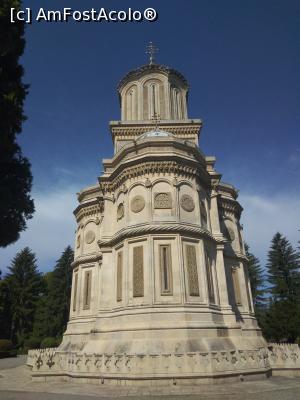 [P05] Mănăstirea Curtea de Argeș » foto by Mioritik
 - 
<span class="allrVoted glyphicon glyphicon-heart hidden" id="av1260856"></span>
<a class="m-l-10 hidden" id="sv1260856" onclick="voting_Foto_DelVot(,1260856,9642)" role="button">șterge vot <span class="glyphicon glyphicon-remove"></span></a>
<a id="v91260856" class=" c-red"  onclick="voting_Foto_SetVot(1260856)" role="button"><span class="glyphicon glyphicon-heart-empty"></span> <b>LIKE</b> = Votează poza</a> <img class="hidden"  id="f1260856W9" src="/imagini/loader.gif" border="0" /><span class="AjErrMes hidden" id="e1260856ErM"></span>