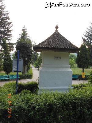[P31] Mănăstirea Curtea de Argeș - Fântâna Meșterului Manole.  » foto by iulianic
 - 
<span class="allrVoted glyphicon glyphicon-heart hidden" id="av700325"></span>
<a class="m-l-10 hidden" id="sv700325" onclick="voting_Foto_DelVot(,700325,9642)" role="button">șterge vot <span class="glyphicon glyphicon-remove"></span></a>
<a id="v9700325" class=" c-red"  onclick="voting_Foto_SetVot(700325)" role="button"><span class="glyphicon glyphicon-heart-empty"></span> <b>LIKE</b> = Votează poza</a> <img class="hidden"  id="f700325W9" src="/imagini/loader.gif" border="0" /><span class="AjErrMes hidden" id="e700325ErM"></span>
