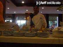 [P82] Main restaurant la cina » foto by Nico B
 - 
<span class="allrVoted glyphicon glyphicon-heart hidden" id="av235710"></span>
<a class="m-l-10 hidden" id="sv235710" onclick="voting_Foto_DelVot(,235710,9661)" role="button">șterge vot <span class="glyphicon glyphicon-remove"></span></a>
<a id="v9235710" class=" c-red"  onclick="voting_Foto_SetVot(235710)" role="button"><span class="glyphicon glyphicon-heart-empty"></span> <b>LIKE</b> = Votează poza</a> <img class="hidden"  id="f235710W9" src="/imagini/loader.gif" border="0" /><span class="AjErrMes hidden" id="e235710ErM"></span>
