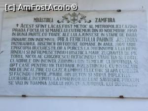 [P04] Manastirea Zamfira - Si o placa de marmura aflata la intrare » foto by mishu
 - 
<span class="allrVoted glyphicon glyphicon-heart hidden" id="av923237"></span>
<a class="m-l-10 hidden" id="sv923237" onclick="voting_Foto_DelVot(,923237,9671)" role="button">șterge vot <span class="glyphicon glyphicon-remove"></span></a>
<a id="v9923237" class=" c-red"  onclick="voting_Foto_SetVot(923237)" role="button"><span class="glyphicon glyphicon-heart-empty"></span> <b>LIKE</b> = Votează poza</a> <img class="hidden"  id="f923237W9" src="/imagini/loader.gif" border="0" /><span class="AjErrMes hidden" id="e923237ErM"></span>