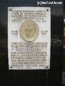 [P38] placa comemorativa Tristan Tzara, din centrul orasului » foto by nicoletass
 - 
<span class="allrVoted glyphicon glyphicon-heart hidden" id="av237587"></span>
<a class="m-l-10 hidden" id="sv237587" onclick="voting_Foto_DelVot(,237587,9721)" role="button">șterge vot <span class="glyphicon glyphicon-remove"></span></a>
<a id="v9237587" class=" c-red"  onclick="voting_Foto_SetVot(237587)" role="button"><span class="glyphicon glyphicon-heart-empty"></span> <b>LIKE</b> = Votează poza</a> <img class="hidden"  id="f237587W9" src="/imagini/loader.gif" border="0" /><span class="AjErrMes hidden" id="e237587ErM"></span>