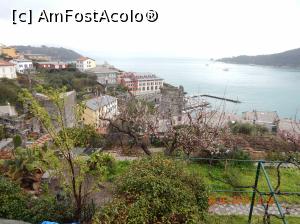 [P24] Portovenere - deasupra orașului, pe străzi peste case, prin grădinile oamenilor, ne întoarcem spre port.  » foto by Aurici
 - 
<span class="allrVoted glyphicon glyphicon-heart hidden" id="av977660"></span>
<a class="m-l-10 hidden" id="sv977660" onclick="voting_Foto_DelVot(,977660,9802)" role="button">șterge vot <span class="glyphicon glyphicon-remove"></span></a>
<a id="v9977660" class=" c-red"  onclick="voting_Foto_SetVot(977660)" role="button"><span class="glyphicon glyphicon-heart-empty"></span> <b>LIKE</b> = Votează poza</a> <img class="hidden"  id="f977660W9" src="/imagini/loader.gif" border="0" /><span class="AjErrMes hidden" id="e977660ErM"></span>