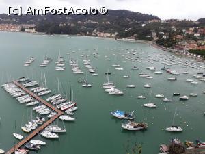 [P40] Lerici - vedere spre port și oraș de pe scările care duc la castel.  » foto by Aurici
 - 
<span class="allrVoted glyphicon glyphicon-heart hidden" id="av977676"></span>
<a class="m-l-10 hidden" id="sv977676" onclick="voting_Foto_DelVot(,977676,9802)" role="button">șterge vot <span class="glyphicon glyphicon-remove"></span></a>
<a id="v9977676" class=" c-red"  onclick="voting_Foto_SetVot(977676)" role="button"><span class="glyphicon glyphicon-heart-empty"></span> <b>LIKE</b> = Votează poza</a> <img class="hidden"  id="f977676W9" src="/imagini/loader.gif" border="0" /><span class="AjErrMes hidden" id="e977676ErM"></span>