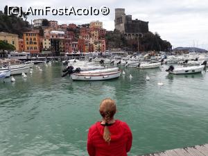 [P54] Lerici - vedere spre castel și port de pe un ponton, pe promenada pitorească. » foto by Aurici
 - 
<span class="allrVoted glyphicon glyphicon-heart hidden" id="av977690"></span>
<a class="m-l-10 hidden" id="sv977690" onclick="voting_Foto_DelVot(,977690,9802)" role="button">șterge vot <span class="glyphicon glyphicon-remove"></span></a>
<a id="v9977690" class=" c-red"  onclick="voting_Foto_SetVot(977690)" role="button"><span class="glyphicon glyphicon-heart-empty"></span> <b>LIKE</b> = Votează poza</a> <img class="hidden"  id="f977690W9" src="/imagini/loader.gif" border="0" /><span class="AjErrMes hidden" id="e977690ErM"></span>