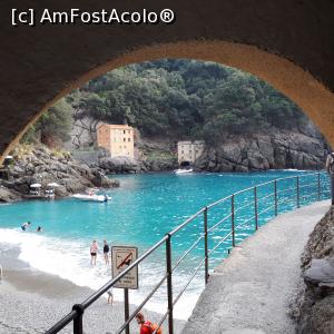 [P26] San Fruttuoso » foto by Chloe
 - 
<span class="allrVoted glyphicon glyphicon-heart hidden" id="av937943"></span>
<a class="m-l-10 hidden" id="sv937943" onclick="voting_Foto_DelVot(,937943,9802)" role="button">șterge vot <span class="glyphicon glyphicon-remove"></span></a>
<a id="v9937943" class=" c-red"  onclick="voting_Foto_SetVot(937943)" role="button"><span class="glyphicon glyphicon-heart-empty"></span> <b>LIKE</b> = Votează poza</a> <img class="hidden"  id="f937943W9" src="/imagini/loader.gif" border="0" /><span class="AjErrMes hidden" id="e937943ErM"></span>