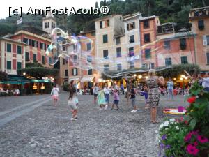 [P28] Piața/portul din Portofino » foto by icristis
 - 
<span class="allrVoted glyphicon glyphicon-heart hidden" id="av885602"></span>
<a class="m-l-10 hidden" id="sv885602" onclick="voting_Foto_DelVot(,885602,9802)" role="button">șterge vot <span class="glyphicon glyphicon-remove"></span></a>
<a id="v9885602" class=" c-red"  onclick="voting_Foto_SetVot(885602)" role="button"><span class="glyphicon glyphicon-heart-empty"></span> <b>LIKE</b> = Votează poza</a> <img class="hidden"  id="f885602W9" src="/imagini/loader.gif" border="0" /><span class="AjErrMes hidden" id="e885602ErM"></span>