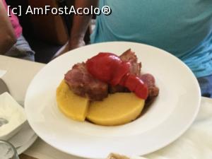 [P19] Restaurant Flamingo, Sighetu Marmatiei - Asta ar trebui sa fie ciolanul » foto by mishu
 - 
<span class="allrVoted glyphicon glyphicon-heart hidden" id="av906930"></span>
<a class="m-l-10 hidden" id="sv906930" onclick="voting_Foto_DelVot(,906930,9803)" role="button">șterge vot <span class="glyphicon glyphicon-remove"></span></a>
<a id="v9906930" class=" c-red"  onclick="voting_Foto_SetVot(906930)" role="button"><span class="glyphicon glyphicon-heart-empty"></span> <b>LIKE</b> = Votează poza</a> <img class="hidden"  id="f906930W9" src="/imagini/loader.gif" border="0" /><span class="AjErrMes hidden" id="e906930ErM"></span>