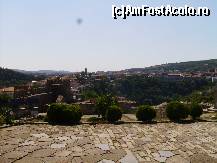 [P15] Veliko Tarnovo - vedere de la cetate, de pe platoul din fata bisericii » foto by Comuniqe
 - 
<span class="allrVoted glyphicon glyphicon-heart hidden" id="av259768"></span>
<a class="m-l-10 hidden" id="sv259768" onclick="voting_Foto_DelVot(,259768,9870)" role="button">șterge vot <span class="glyphicon glyphicon-remove"></span></a>
<a id="v9259768" class=" c-red"  onclick="voting_Foto_SetVot(259768)" role="button"><span class="glyphicon glyphicon-heart-empty"></span> <b>LIKE</b> = Votează poza</a> <img class="hidden"  id="f259768W9" src="/imagini/loader.gif" border="0" /><span class="AjErrMes hidden" id="e259768ErM"></span>