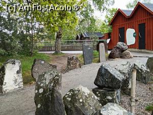 [P21] Stockholm, Skansen, Zona geologică, Expoziție în aer liber de roci și formațiuni geologice » foto by mprofeanu
 - 
<span class="allrVoted glyphicon glyphicon-heart hidden" id="av1516494"></span>
<a class="m-l-10 hidden" id="sv1516494" onclick="voting_Foto_DelVot(,1516494,9962)" role="button">șterge vot <span class="glyphicon glyphicon-remove"></span></a>
<a id="v91516494" class=" c-red"  onclick="voting_Foto_SetVot(1516494)" role="button"><span class="glyphicon glyphicon-heart-empty"></span> <b>LIKE</b> = Votează poza</a> <img class="hidden"  id="f1516494W9" src="/imagini/loader.gif" border="0" /><span class="AjErrMes hidden" id="e1516494ErM"></span>
