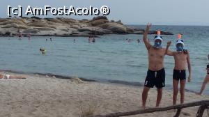 [P06] la Karydi beach, pregatiti de snorkeling cu noile masti panoramice » foto by raducondurache
 - 
<span class="allrVoted glyphicon glyphicon-heart hidden" id="av775608"></span>
<a class="m-l-10 hidden" id="sv775608" onclick="voting_Foto_DelVot(,775608,9990)" role="button">șterge vot <span class="glyphicon glyphicon-remove"></span></a>
<a id="v9775608" class=" c-red"  onclick="voting_Foto_SetVot(775608)" role="button"><span class="glyphicon glyphicon-heart-empty"></span> <b>LIKE</b> = Votează poza</a> <img class="hidden"  id="f775608W9" src="/imagini/loader.gif" border="0" /><span class="AjErrMes hidden" id="e775608ErM"></span>