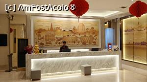 [P02] Centre Point Plus Hotel Silom Bangkok receptie » foto by elenaadina
 - 
<span class="allrVoted glyphicon glyphicon-heart hidden" id="av1521496"></span>
<a class="m-l-10 hidden" id="sv1521496" onclick="voting_Foto_DelVot(,1521496,10174)" role="button">șterge vot <span class="glyphicon glyphicon-remove"></span></a>
<a id="v91521496" class=" c-red"  onclick="voting_Foto_SetVot(1521496)" role="button"><span class="glyphicon glyphicon-heart-empty"></span> <b>LIKE</b> = Votează poza</a> <img class="hidden"  id="f1521496W9" src="/imagini/loader.gif" border="0" /><span class="AjErrMes hidden" id="e1521496ErM"></span>