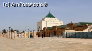 [P10] ...si mausoleul Mohammed V » foto by DanSta
 - 
<span class="allrVoted glyphicon glyphicon-heart hidden" id="av1482795"></span>
<a class="m-l-10 hidden" id="sv1482795" onclick="voting_Foto_DelVot(,1482795,10179)" role="button">șterge vot <span class="glyphicon glyphicon-remove"></span></a>
<a id="v91482795" class=" c-red"  onclick="voting_Foto_SetVot(1482795)" role="button"><span class="glyphicon glyphicon-heart-empty"></span> <b>LIKE</b> = Votează poza</a> <img class="hidden"  id="f1482795W9" src="/imagini/loader.gif" border="0" /><span class="AjErrMes hidden" id="e1482795ErM"></span>