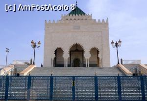[P11] mausoleul Mohammed V » foto by DanSta
 - 
<span class="allrVoted glyphicon glyphicon-heart hidden" id="av1482796"></span>
<a class="m-l-10 hidden" id="sv1482796" onclick="voting_Foto_DelVot(,1482796,10179)" role="button">șterge vot <span class="glyphicon glyphicon-remove"></span></a>
<a id="v91482796" class=" c-red"  onclick="voting_Foto_SetVot(1482796)" role="button"><span class="glyphicon glyphicon-heart-empty"></span> <b>LIKE</b> = Votează poza</a> <img class="hidden"  id="f1482796W9" src="/imagini/loader.gif" border="0" /><span class="AjErrMes hidden" id="e1482796ErM"></span>
