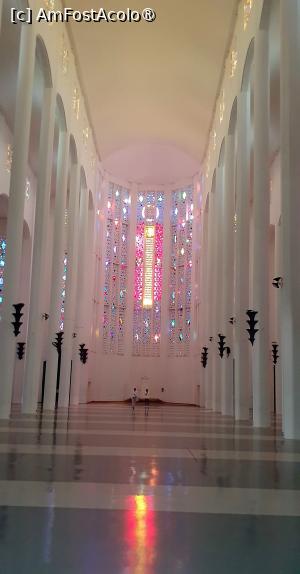 [P40] biserica Sacre Coeur, interior » foto by DanSta
 - 
<span class="allrVoted glyphicon glyphicon-heart hidden" id="av1482825"></span>
<a class="m-l-10 hidden" id="sv1482825" onclick="voting_Foto_DelVot(,1482825,10179)" role="button">șterge vot <span class="glyphicon glyphicon-remove"></span></a>
<a id="v91482825" class=" c-red"  onclick="voting_Foto_SetVot(1482825)" role="button"><span class="glyphicon glyphicon-heart-empty"></span> <b>LIKE</b> = Votează poza</a> <img class="hidden"  id="f1482825W9" src="/imagini/loader.gif" border="0" /><span class="AjErrMes hidden" id="e1482825ErM"></span>