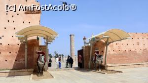 [P06] Intrarea in complexul turn Hassan si mausoleu » foto by DanSta
 - 
<span class="allrVoted glyphicon glyphicon-heart hidden" id="av1482791"></span>
<a class="m-l-10 hidden" id="sv1482791" onclick="voting_Foto_DelVot(,1482791,10179)" role="button">șterge vot <span class="glyphicon glyphicon-remove"></span></a>
<a id="v91482791" class=" c-red"  onclick="voting_Foto_SetVot(1482791)" role="button"><span class="glyphicon glyphicon-heart-empty"></span> <b>LIKE</b> = Votează poza</a> <img class="hidden"  id="f1482791W9" src="/imagini/loader.gif" border="0" /><span class="AjErrMes hidden" id="e1482791ErM"></span>