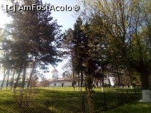 [P04] Mănăstirea Cernica » foto by Mioritik
 - 
<span class="allrVoted glyphicon glyphicon-heart hidden" id="av1294529"></span>
<a class="m-l-10 hidden" id="sv1294529" onclick="voting_Foto_DelVot(,1294529,10204)" role="button">șterge vot <span class="glyphicon glyphicon-remove"></span></a>
<a id="v91294529" class=" c-red"  onclick="voting_Foto_SetVot(1294529)" role="button"><span class="glyphicon glyphicon-heart-empty"></span> <b>LIKE</b> = Votează poza</a> <img class="hidden"  id="f1294529W9" src="/imagini/loader.gif" border="0" /><span class="AjErrMes hidden" id="e1294529ErM"></span>
