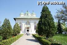 [P04] Biserica Sf. Gheorghe, a mănăstirii Cernica » foto by Costi
 - 
<span class="allrVoted glyphicon glyphicon-heart hidden" id="av73205"></span>
<a class="m-l-10 hidden" id="sv73205" onclick="voting_Foto_DelVot(,73205,10204)" role="button">șterge vot <span class="glyphicon glyphicon-remove"></span></a>
<a id="v973205" class=" c-red"  onclick="voting_Foto_SetVot(73205)" role="button"><span class="glyphicon glyphicon-heart-empty"></span> <b>LIKE</b> = Votează poza</a> <img class="hidden"  id="f73205W9" src="/imagini/loader.gif" border="0" /><span class="AjErrMes hidden" id="e73205ErM"></span>