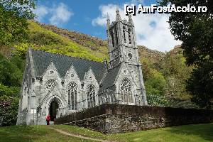 [P67] Kylemore Abbey - biserica gotică » foto by le_maitre
 - 
<span class="allrVoted glyphicon glyphicon-heart hidden" id="av512665"></span>
<a class="m-l-10 hidden" id="sv512665" onclick="voting_Foto_DelVot(,512665,10242)" role="button">șterge vot <span class="glyphicon glyphicon-remove"></span></a>
<a id="v9512665" class=" c-red"  onclick="voting_Foto_SetVot(512665)" role="button"><span class="glyphicon glyphicon-heart-empty"></span> <b>LIKE</b> = Votează poza</a> <img class="hidden"  id="f512665W9" src="/imagini/loader.gif" border="0" /><span class="AjErrMes hidden" id="e512665ErM"></span>