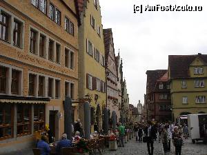 [P10] Rothenburg ob der Tauber » foto by doda
 - 
<span class="allrVoted glyphicon glyphicon-heart hidden" id="av338791"></span>
<a class="m-l-10 hidden" id="sv338791" onclick="voting_Foto_DelVot(,338791,10278)" role="button">șterge vot <span class="glyphicon glyphicon-remove"></span></a>
<a id="v9338791" class=" c-red"  onclick="voting_Foto_SetVot(338791)" role="button"><span class="glyphicon glyphicon-heart-empty"></span> <b>LIKE</b> = Votează poza</a> <img class="hidden"  id="f338791W9" src="/imagini/loader.gif" border="0" /><span class="AjErrMes hidden" id="e338791ErM"></span>