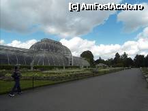 [P12] In dreapta pozei, sera mai mica din plan departat e Waterlily House. Din cauza ca ne-am grabit sa ne intoarcem la trenulet, nu am mai vizitat-o. Nu o ratati. » foto by TraianS
 - 
<span class="allrVoted glyphicon glyphicon-heart hidden" id="av222812"></span>
<a class="m-l-10 hidden" id="sv222812" onclick="voting_Foto_DelVot(,222812,10282)" role="button">șterge vot <span class="glyphicon glyphicon-remove"></span></a>
<a id="v9222812" class=" c-red"  onclick="voting_Foto_SetVot(222812)" role="button"><span class="glyphicon glyphicon-heart-empty"></span> <b>LIKE</b> = Votează poza</a> <img class="hidden"  id="f222812W9" src="/imagini/loader.gif" border="0" /><span class="AjErrMes hidden" id="e222812ErM"></span>