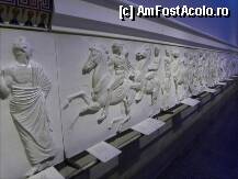 [P63] In Camera 18 - cea mai mica. Frize de pe Parthenon. » foto by TraianS
 - 
<span class="allrVoted glyphicon glyphicon-heart hidden" id="av238773"></span>
<a class="m-l-10 hidden" id="sv238773" onclick="voting_Foto_DelVot(,238773,10282)" role="button">șterge vot <span class="glyphicon glyphicon-remove"></span></a>
<a id="v9238773" class=" c-red"  onclick="voting_Foto_SetVot(238773)" role="button"><span class="glyphicon glyphicon-heart-empty"></span> <b>LIKE</b> = Votează poza</a> <img class="hidden"  id="f238773W9" src="/imagini/loader.gif" border="0" /><span class="AjErrMes hidden" id="e238773ErM"></span>