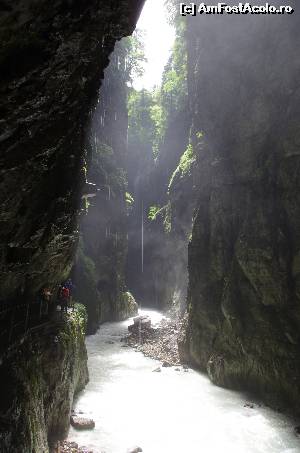 [P22] partnachklamm » foto by osna
 - 
<span class="allrVoted glyphicon glyphicon-heart hidden" id="av548195"></span>
<a class="m-l-10 hidden" id="sv548195" onclick="voting_Foto_DelVot(,548195,10307)" role="button">șterge vot <span class="glyphicon glyphicon-remove"></span></a>
<a id="v9548195" class=" c-red"  onclick="voting_Foto_SetVot(548195)" role="button"><span class="glyphicon glyphicon-heart-empty"></span> <b>LIKE</b> = Votează poza</a> <img class="hidden"  id="f548195W9" src="/imagini/loader.gif" border="0" /><span class="AjErrMes hidden" id="e548195ErM"></span>