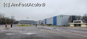 [P01] Complexul Romexpo; în dreapta pavilioanele B1 și B2. » foto by tata123 🔱
 - 
<span class="allrVoted glyphicon glyphicon-heart hidden" id="av1518231"></span>
<a class="m-l-10 hidden" id="sv1518231" onclick="voting_Foto_DelVot(,1518231,10344)" role="button">șterge vot <span class="glyphicon glyphicon-remove"></span></a>
<a id="v91518231" class=" c-red"  onclick="voting_Foto_SetVot(1518231)" role="button"><span class="glyphicon glyphicon-heart-empty"></span> <b>LIKE</b> = Votează poza</a> <img class="hidden"  id="f1518231W9" src="/imagini/loader.gif" border="0" /><span class="AjErrMes hidden" id="e1518231ErM"></span>