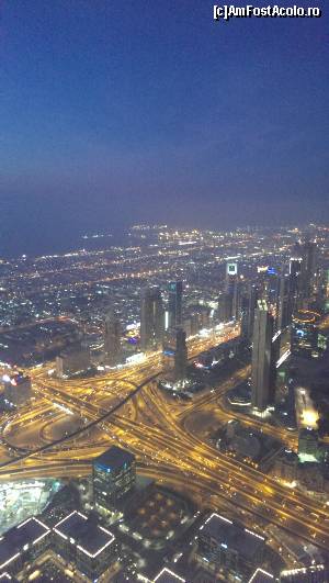 [P18] vedere din Burj Khalifa pe inserat » foto by may29
 - 
<span class="allrVoted glyphicon glyphicon-heart hidden" id="av592809"></span>
<a class="m-l-10 hidden" id="sv592809" onclick="voting_Foto_DelVot(,592809,10395)" role="button">șterge vot <span class="glyphicon glyphicon-remove"></span></a>
<a id="v9592809" class=" c-red"  onclick="voting_Foto_SetVot(592809)" role="button"><span class="glyphicon glyphicon-heart-empty"></span> <b>LIKE</b> = Votează poza</a> <img class="hidden"  id="f592809W9" src="/imagini/loader.gif" border="0" /><span class="AjErrMes hidden" id="e592809ErM"></span>