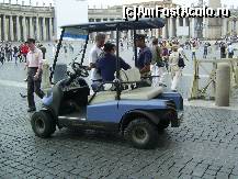 [P05] Vatican - Vehicul motorizat aflat în dotarea poliţiei turistice.  » foto by iulianic
 - 
<span class="allrVoted glyphicon glyphicon-heart hidden" id="av405561"></span>
<a class="m-l-10 hidden" id="sv405561" onclick="voting_Foto_DelVot(,405561,10398)" role="button">șterge vot <span class="glyphicon glyphicon-remove"></span></a>
<a id="v9405561" class=" c-red"  onclick="voting_Foto_SetVot(405561)" role="button"><span class="glyphicon glyphicon-heart-empty"></span> <b>LIKE</b> = Votează poza</a> <img class="hidden"  id="f405561W9" src="/imagini/loader.gif" border="0" /><span class="AjErrMes hidden" id="e405561ErM"></span>