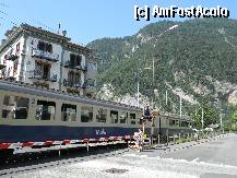 [P22] A plecat un tren din gara Interlaken West... » foto by ileanaxperta*
 - 
<span class="allrVoted glyphicon glyphicon-heart hidden" id="av276537"></span>
<a class="m-l-10 hidden" id="sv276537" onclick="voting_Foto_DelVot(,276537,10615)" role="button">șterge vot <span class="glyphicon glyphicon-remove"></span></a>
<a id="v9276537" class=" c-red"  onclick="voting_Foto_SetVot(276537)" role="button"><span class="glyphicon glyphicon-heart-empty"></span> <b>LIKE</b> = Votează poza</a> <img class="hidden"  id="f276537W9" src="/imagini/loader.gif" border="0" /><span class="AjErrMes hidden" id="e276537ErM"></span>