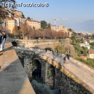 [P06] Bergamo, Città Alta, Cinta Muraria - Zidurile Orașului pozate de sus, ne plimbăm pe lângă ele dar pe deasupra lor... » foto by mprofeanu
 - 
<span class="allrVoted glyphicon glyphicon-heart hidden" id="av1462774"></span>
<a class="m-l-10 hidden" id="sv1462774" onclick="voting_Foto_DelVot(,1462774,10639)" role="button">șterge vot <span class="glyphicon glyphicon-remove"></span></a>
<a id="v91462774" class=" c-red"  onclick="voting_Foto_SetVot(1462774)" role="button"><span class="glyphicon glyphicon-heart-empty"></span> <b>LIKE</b> = Votează poza</a> <img class="hidden"  id="f1462774W9" src="/imagini/loader.gif" border="0" /><span class="AjErrMes hidden" id="e1462774ErM"></span>