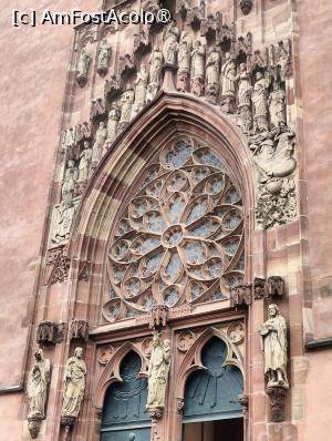 [P30] La pas prin Frankfurt; Domul - detaliu porticul de intrare » foto by crismis
 - 
<span class="allrVoted glyphicon glyphicon-heart hidden" id="av1530116"></span>
<a class="m-l-10 hidden" id="sv1530116" onclick="voting_Foto_DelVot(,1530116,10913)" role="button">șterge vot <span class="glyphicon glyphicon-remove"></span></a>
<a id="v91530116" class=" c-red"  onclick="voting_Foto_SetVot(1530116)" role="button"><span class="glyphicon glyphicon-heart-empty"></span> <b>LIKE</b> = Votează poza</a> <img class="hidden"  id="f1530116W9" src="/imagini/loader.gif" border="0" /><span class="AjErrMes hidden" id="e1530116ErM"></span>