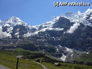 [P10] Jungfraujoch - Din ce in ce mai sus, spre culmile montane.  » foto by iulianic
 - 
<span class="allrVoted glyphicon glyphicon-heart hidden" id="av370042"></span>
<a class="m-l-10 hidden" id="sv370042" onclick="voting_Foto_DelVot(,370042,10927)" role="button">șterge vot <span class="glyphicon glyphicon-remove"></span></a>
<a id="v9370042" class=" c-red"  onclick="voting_Foto_SetVot(370042)" role="button"><span class="glyphicon glyphicon-heart-empty"></span> <b>LIKE</b> = Votează poza</a> <img class="hidden"  id="f370042W9" src="/imagini/loader.gif" border="0" /><span class="AjErrMes hidden" id="e370042ErM"></span>