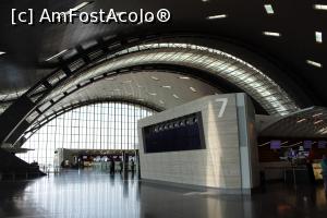 [P94] Doha, Aeroportul Internațional Hamad are o arhitectură deosebită » foto by mprofeanu
 - 
<span class="allrVoted glyphicon glyphicon-heart hidden" id="av800203"></span>
<a class="m-l-10 hidden" id="sv800203" onclick="voting_Foto_DelVot(,800203,11020)" role="button">șterge vot <span class="glyphicon glyphicon-remove"></span></a>
<a id="v9800203" class=" c-red"  onclick="voting_Foto_SetVot(800203)" role="button"><span class="glyphicon glyphicon-heart-empty"></span> <b>LIKE</b> = Votează poza</a> <img class="hidden"  id="f800203W9" src="/imagini/loader.gif" border="0" /><span class="AjErrMes hidden" id="e800203ErM"></span>