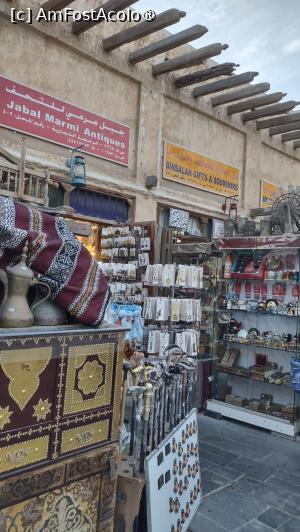 [P20] Souq Waqif bazar » foto by balasa violeta
 - 
<span class="allrVoted glyphicon glyphicon-heart hidden" id="av1405266"></span>
<a class="m-l-10 hidden" id="sv1405266" onclick="voting_Foto_DelVot(,1405266,11020)" role="button">șterge vot <span class="glyphicon glyphicon-remove"></span></a>
<a id="v91405266" class=" c-red"  onclick="voting_Foto_SetVot(1405266)" role="button"><span class="glyphicon glyphicon-heart-empty"></span> <b>LIKE</b> = Votează poza</a> <img class="hidden"  id="f1405266W9" src="/imagini/loader.gif" border="0" /><span class="AjErrMes hidden" id="e1405266ErM"></span>