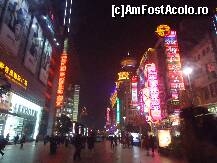 [P04] nanjing road » foto by station5*
 - 
<span class="allrVoted glyphicon glyphicon-heart hidden" id="av295120"></span>
<a class="m-l-10 hidden" id="sv295120" onclick="voting_Foto_DelVot(,295120,11037)" role="button">șterge vot <span class="glyphicon glyphicon-remove"></span></a>
<a id="v9295120" class=" c-red"  onclick="voting_Foto_SetVot(295120)" role="button"><span class="glyphicon glyphicon-heart-empty"></span> <b>LIKE</b> = Votează poza</a> <img class="hidden"  id="f295120W9" src="/imagini/loader.gif" border="0" /><span class="AjErrMes hidden" id="e295120ErM"></span>