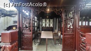 [P56] Chuang Fang este o structura in forma de barca, construita pe o stanca. Cu toate acestea, ,,prova' este pavata cu caramizi si dale, formand un model asemanator valurilor, ca si cum ar pluti pe apa, un design inovator si ingenios. » foto by geani anto
 - 
<span class="allrVoted glyphicon glyphicon-heart hidden" id="av1508461"></span>
<a class="m-l-10 hidden" id="sv1508461" onclick="voting_Foto_DelVot(,1508461,11037)" role="button">șterge vot <span class="glyphicon glyphicon-remove"></span></a>
<a id="v91508461" class=" c-red"  onclick="voting_Foto_SetVot(1508461)" role="button"><span class="glyphicon glyphicon-heart-empty"></span> <b>LIKE</b> = Votează poza</a> <img class="hidden"  id="f1508461W9" src="/imagini/loader.gif" border="0" /><span class="AjErrMes hidden" id="e1508461ErM"></span>