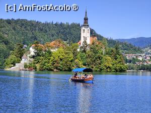 [P37] La plimbare în jurul lacului Bled » foto by crismis
 - 
<span class="allrVoted glyphicon glyphicon-heart hidden" id="av1513828"></span>
<a class="m-l-10 hidden" id="sv1513828" onclick="voting_Foto_DelVot(,1513828,11040)" role="button">șterge vot <span class="glyphicon glyphicon-remove"></span></a>
<a id="v91513828" class=" c-red"  onclick="voting_Foto_SetVot(1513828)" role="button"><span class="glyphicon glyphicon-heart-empty"></span> <b>LIKE</b> = Votează poza</a> <img class="hidden"  id="f1513828W9" src="/imagini/loader.gif" border="0" /><span class="AjErrMes hidden" id="e1513828ErM"></span>