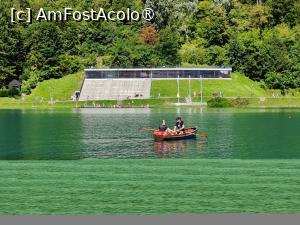 [P52] La plimbare în jurul lacului Bled; plaja publică » foto by crismis
 - 
<span class="allrVoted glyphicon glyphicon-heart hidden" id="av1513840"></span>
<a class="m-l-10 hidden" id="sv1513840" onclick="voting_Foto_DelVot(,1513840,11040)" role="button">șterge vot <span class="glyphicon glyphicon-remove"></span></a>
<a id="v91513840" class=" c-red"  onclick="voting_Foto_SetVot(1513840)" role="button"><span class="glyphicon glyphicon-heart-empty"></span> <b>LIKE</b> = Votează poza</a> <img class="hidden"  id="f1513840W9" src="/imagini/loader.gif" border="0" /><span class="AjErrMes hidden" id="e1513840ErM"></span>