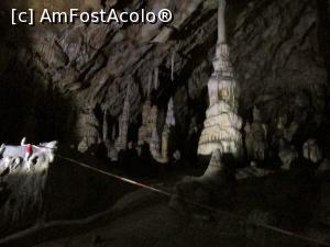 [P04] Formatiuni spectaculoase in Pestera Vartop » foto by simplegirl
 - 
<span class="allrVoted glyphicon glyphicon-heart hidden" id="av892439"></span>
<a class="m-l-10 hidden" id="sv892439" onclick="voting_Foto_DelVot(,892439,11045)" role="button">șterge vot <span class="glyphicon glyphicon-remove"></span></a>
<a id="v9892439" class=" c-red"  onclick="voting_Foto_SetVot(892439)" role="button"><span class="glyphicon glyphicon-heart-empty"></span> <b>LIKE</b> = Votează poza</a> <img class="hidden"  id="f892439W9" src="/imagini/loader.gif" border="0" /><span class="AjErrMes hidden" id="e892439ErM"></span>