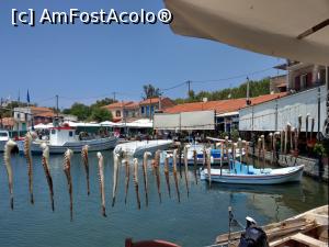 [P55] Octopus, așa se și cheamă taverna din portul din Molyvos, ghiciți de ce?  » foto by maryka
 - 
<span class="allrVoted glyphicon glyphicon-heart hidden" id="av982641"></span>
<a class="m-l-10 hidden" id="sv982641" onclick="voting_Foto_DelVot(,982641,11090)" role="button">șterge vot <span class="glyphicon glyphicon-remove"></span></a>
<a id="v9982641" class=" c-red"  onclick="voting_Foto_SetVot(982641)" role="button"><span class="glyphicon glyphicon-heart-empty"></span> <b>LIKE</b> = Votează poza</a> <img class="hidden"  id="f982641W9" src="/imagini/loader.gif" border="0" /><span class="AjErrMes hidden" id="e982641ErM"></span>