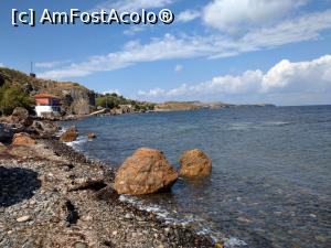 [P08] De la Golden Beach, aproape că m-am întors prin apă la băile termale, clădirile ce se văd în stânga.  » foto by maryka
 - 
<span class="allrVoted glyphicon glyphicon-heart hidden" id="av987509"></span>
<a class="m-l-10 hidden" id="sv987509" onclick="voting_Foto_DelVot(,987509,11090)" role="button">șterge vot <span class="glyphicon glyphicon-remove"></span></a>
<a id="v9987509" class=" c-red"  onclick="voting_Foto_SetVot(987509)" role="button"><span class="glyphicon glyphicon-heart-empty"></span> <b>LIKE</b> = Votează poza</a> <img class="hidden"  id="f987509W9" src="/imagini/loader.gif" border="0" /><span class="AjErrMes hidden" id="e987509ErM"></span>