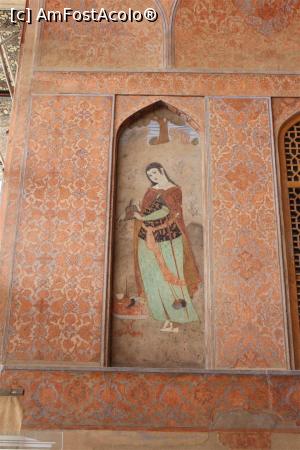 [P56] Isfahan, Palatul Ali Qapu, Sala de Recepţii, un alt tablou deosebit » foto by mprofeanu
 - 
<span class="allrVoted glyphicon glyphicon-heart hidden" id="av934291"></span>
<a class="m-l-10 hidden" id="sv934291" onclick="voting_Foto_DelVot(,934291,11142)" role="button">șterge vot <span class="glyphicon glyphicon-remove"></span></a>
<a id="v9934291" class=" c-red"  onclick="voting_Foto_SetVot(934291)" role="button"><span class="glyphicon glyphicon-heart-empty"></span> <b>LIKE</b> = Votează poza</a> <img class="hidden"  id="f934291W9" src="/imagini/loader.gif" border="0" /><span class="AjErrMes hidden" id="e934291ErM"></span>