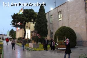 [P53] Isfahan, Primăria, o mică parte din ea, cu multe flori, treceam mereu pe acolo în drumul nostru spre masa de seară, este lângă Piața Emam Hoseyin » foto by mprofeanu
 - 
<span class="allrVoted glyphicon glyphicon-heart hidden" id="av968322"></span>
<a class="m-l-10 hidden" id="sv968322" onclick="voting_Foto_DelVot(,968322,11142)" role="button">șterge vot <span class="glyphicon glyphicon-remove"></span></a>
<a id="v9968322" class=" c-red"  onclick="voting_Foto_SetVot(968322)" role="button"><span class="glyphicon glyphicon-heart-empty"></span> <b>LIKE</b> = Votează poza</a> <img class="hidden"  id="f968322W9" src="/imagini/loader.gif" border="0" /><span class="AjErrMes hidden" id="e968322ErM"></span>