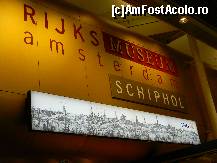 [P02] oleaca de cultura nu strica, exponate din muzeul Rijks Amsterdam in aeroportul Schiphol » foto by MCM
 - 
<span class="allrVoted glyphicon glyphicon-heart hidden" id="av302036"></span>
<a class="m-l-10 hidden" id="sv302036" onclick="voting_Foto_DelVot(,302036,11171)" role="button">șterge vot <span class="glyphicon glyphicon-remove"></span></a>
<a id="v9302036" class=" c-red"  onclick="voting_Foto_SetVot(302036)" role="button"><span class="glyphicon glyphicon-heart-empty"></span> <b>LIKE</b> = Votează poza</a> <img class="hidden"  id="f302036W9" src="/imagini/loader.gif" border="0" /><span class="AjErrMes hidden" id="e302036ErM"></span>