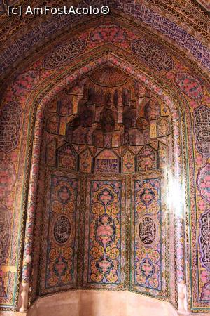 [P17] Shiraz, Moscheea Nasir al-Molk, Muqarnas ornamet nelipsit pe plafoanele moscheii, interior » foto by mprofeanu
 - 
<span class="allrVoted glyphicon glyphicon-heart hidden" id="av908801"></span>
<a class="m-l-10 hidden" id="sv908801" onclick="voting_Foto_DelVot(,908801,11195)" role="button">șterge vot <span class="glyphicon glyphicon-remove"></span></a>
<a id="v9908801" class=" c-red"  onclick="voting_Foto_SetVot(908801)" role="button"><span class="glyphicon glyphicon-heart-empty"></span> <b>LIKE</b> = Votează poza</a> <img class="hidden"  id="f908801W9" src="/imagini/loader.gif" border="0" /><span class="AjErrMes hidden" id="e908801ErM"></span>