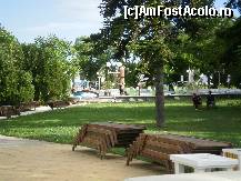 [P06] Un colt din parcul complexului Grand Hotel Varna. » foto by Floria
 - 
<span class="allrVoted glyphicon glyphicon-heart hidden" id="av303459"></span>
<a class="m-l-10 hidden" id="sv303459" onclick="voting_Foto_DelVot(,303459,11202)" role="button">șterge vot <span class="glyphicon glyphicon-remove"></span></a>
<a id="v9303459" class=" c-red"  onclick="voting_Foto_SetVot(303459)" role="button"><span class="glyphicon glyphicon-heart-empty"></span> <b>LIKE</b> = Votează poza</a> <img class="hidden"  id="f303459W9" src="/imagini/loader.gif" border="0" /><span class="AjErrMes hidden" id="e303459ErM"></span>