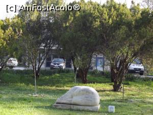 [P55] Artă neînţeleasă în faţa sediului Poliţiei » foto by irinad
 - 
<span class="allrVoted glyphicon glyphicon-heart hidden" id="av848462"></span>
<a class="m-l-10 hidden" id="sv848462" onclick="voting_Foto_DelVot(,848462,11202)" role="button">șterge vot <span class="glyphicon glyphicon-remove"></span></a>
<a id="v9848462" class=" c-red"  onclick="voting_Foto_SetVot(848462)" role="button"><span class="glyphicon glyphicon-heart-empty"></span> <b>LIKE</b> = Votează poza</a> <img class="hidden"  id="f848462W9" src="/imagini/loader.gif" border="0" /><span class="AjErrMes hidden" id="e848462ErM"></span>